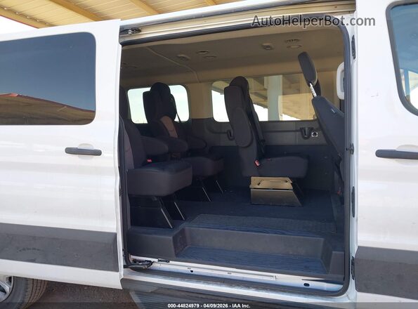 1FDAX2Y87RKA12634 2024 FORD PASSENGER Белый Вид наклейки с VIN-кодом