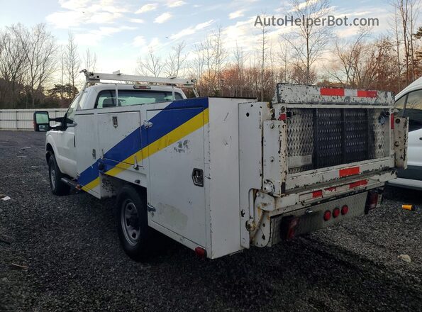 1FDBF3F64GEB68009 2016 FORD F350 White Trasero izquierdo