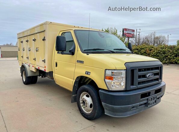 1FDXE4FN8MDC34245 2021 FORD ECONOLINE Желтый Передняя левая четверть