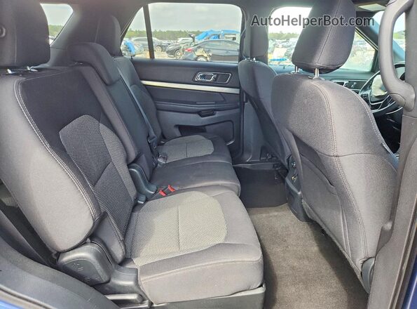 1FM5K7D82KGA07885 2019 FORD FORD EXPLORER Gray Widok wnętrza z tyłu