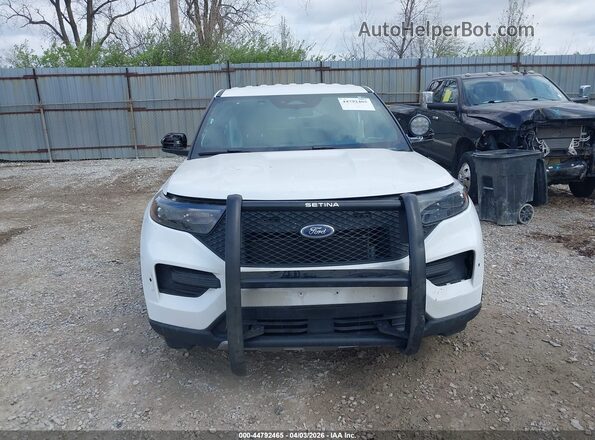 1FM5K8AB7SGA35476 2025 FORD POLICE INTERCEPTOR White Widok wnętrza z tyłu