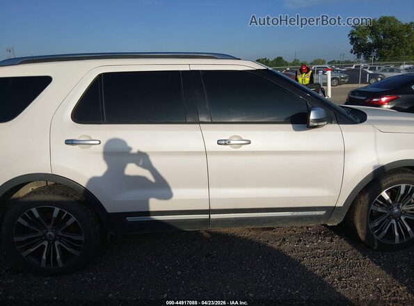 1FM5K8HT3HGA54842 2017 FORD FORD EXPLORER White Rear interior view