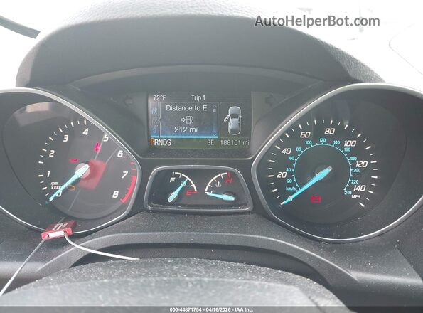 1FMCU0F71GUC84050 2016 FORD ESCAPE Белый Вид задних сидений