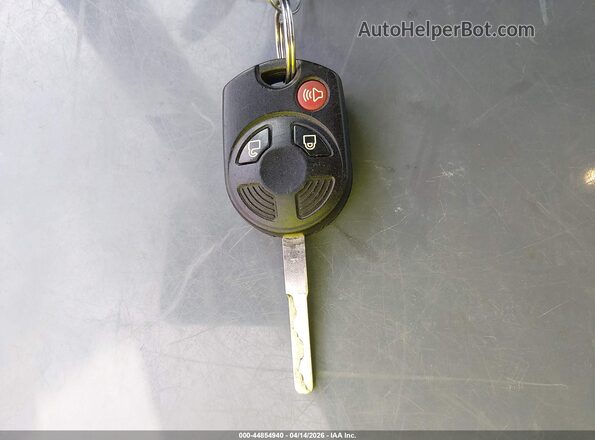 1FMCU0F7XHUE94597 2017 FORD ESCAPE Серый Вид панели приборов