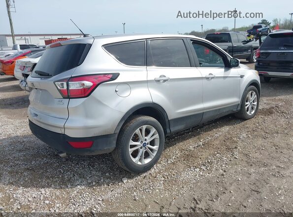 1FMCU0GD1HUB42853 2017 FORD ESCAPE Серебряный Задняя правая четверть
