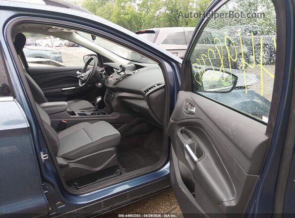 1FMCU0GD2JUC30963 2018 FORD ESCAPE Синий Вид салона спереди