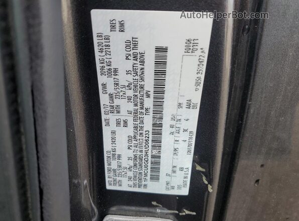 1FMCU0GD3HUD06233 2017 FORD ESCAPE Gray Vista del compartimento del motor