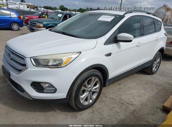 1FMCU0GD3JUB28796 2018 FORD ESCAPE White Front left