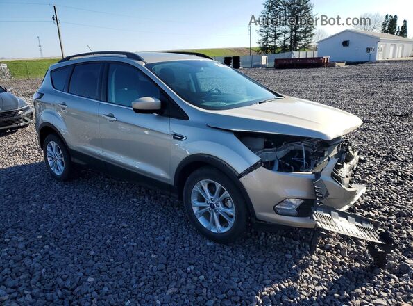 1FMCU0GD8HUB59407 2017 FORD ESCAPE Gold Delantero derecho