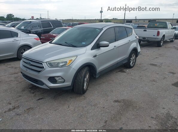 1FMCU0GD8HUD10049 2017 FORD ESCAPE Silver Передня ліва чверть