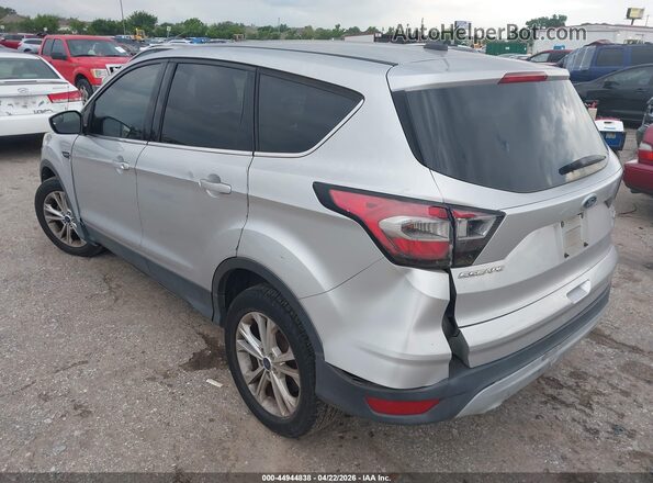 1FMCU0GD8HUD10049 2017 FORD ESCAPE Silver Вид щитка приладів