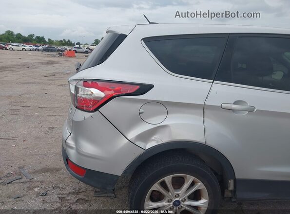 1FMCU0GD8HUD10049 2017 FORD ESCAPE Silver Панорамний вид салону 360°