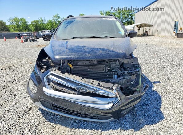 1FMCU0GD8HUD78223 2017 FORD ESCAPE Black Widok z przodu