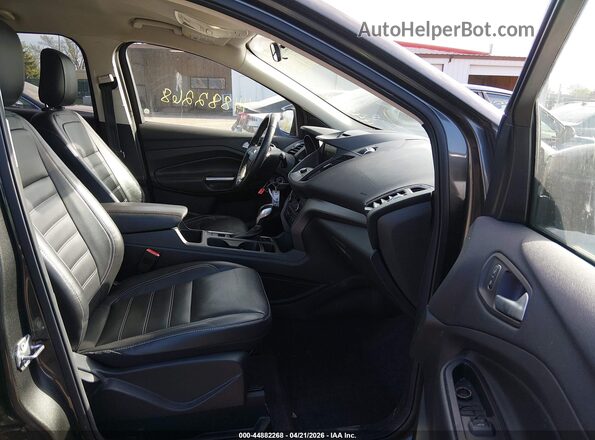 1FMCU0HD0JUB71409 2018 FORD ESCAPE Серый Вид салона спереди