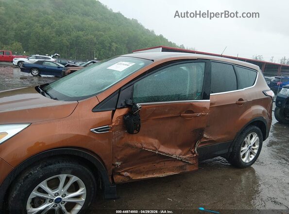 1FMCU9GD3HUB76457 2017 FORD ESCAPE Оранжевый Вид спереди