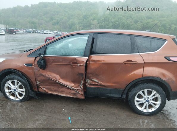 1FMCU9GD3HUB76457 2017 FORD ESCAPE Оранжевый Панорамный вид салона 360°