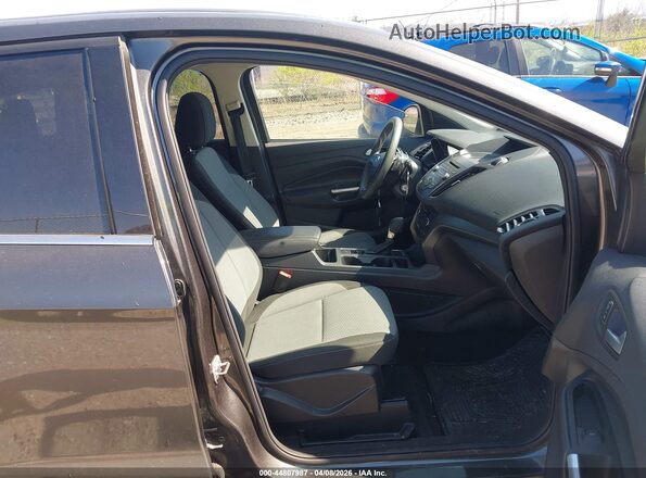 1FMCU9GD3HUD82491 2017 FORD ESCAPE Gray Widok wnętrza z przodu