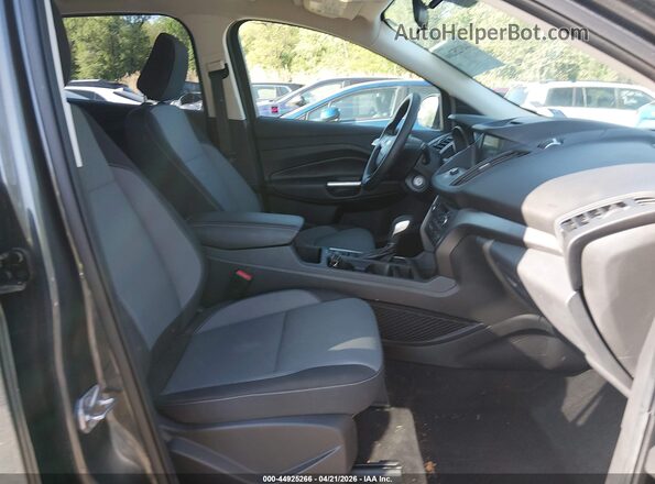 1FMCU9GD4JUB44767 2018 FORD ESCAPE Серый Вид салона спереди