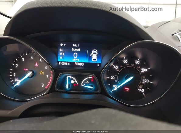 1FMCU9GD5HUB47218 2017 FORD ESCAPE White Вид задніх сидінь