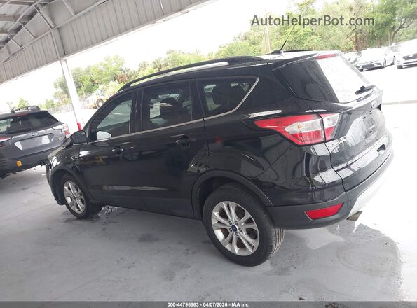 1FMCU9GD7HUD66763 2017 FORD ESCAPE Черный Панорамный вид салона 360°