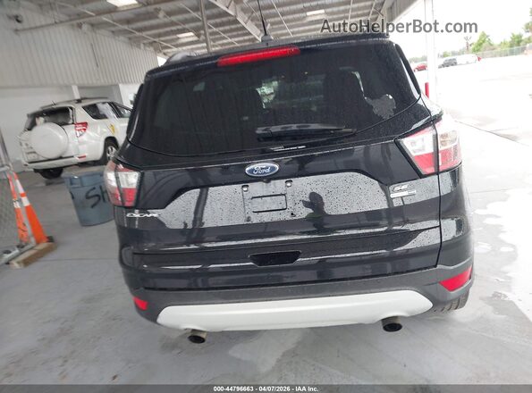 1FMCU9GD7HUD66763 2017 FORD ESCAPE Черный 