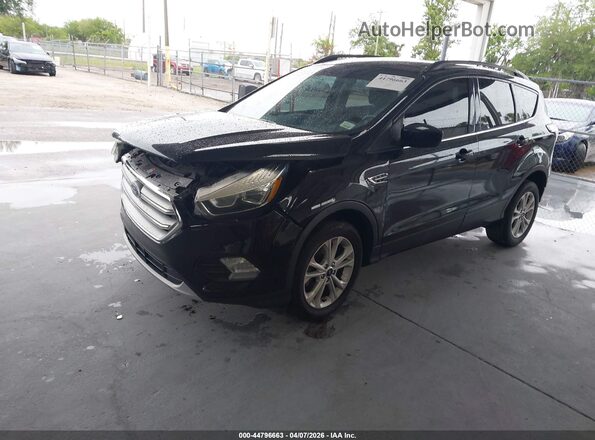1FMCU9GD7HUD66763 2017 FORD ESCAPE Черный Передняя левая четверть