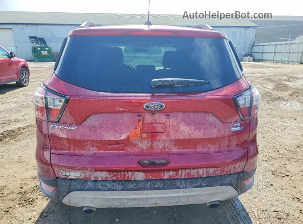 1FMCU9GD8JUD28593 2018 FORD ESCAPE Красный Вид сзади