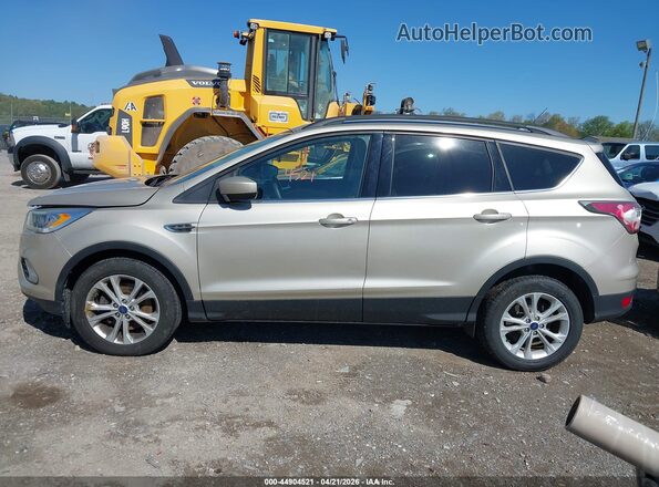 1FMCU9GDXHUB56142 2017 FORD ESCAPE Золотой Панорамный вид салона 360°