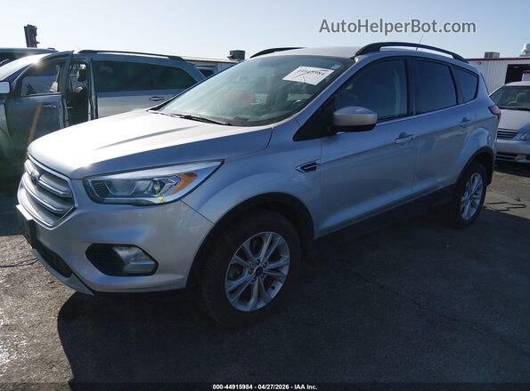 1FMCU9HD2KUC29462 2019 FORD ESCAPE Серебряный Передняя левая четверть