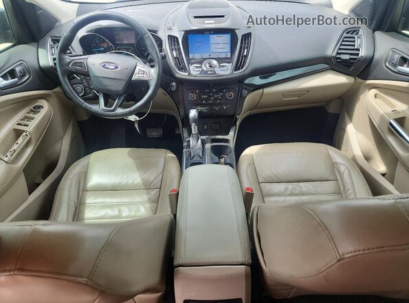 1FMCU9JD7HUE93814 2017 FORD ESCAPE Черный Вид панели приборов