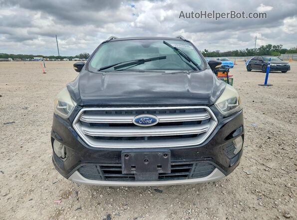 1FMCU9JD7HUE93814 2017 FORD ESCAPE Черный Вид спереди