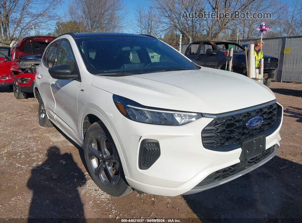 1FMCU9MN0RUB25982 2024 FORD ESCAPE Белый Передняя правая четверть