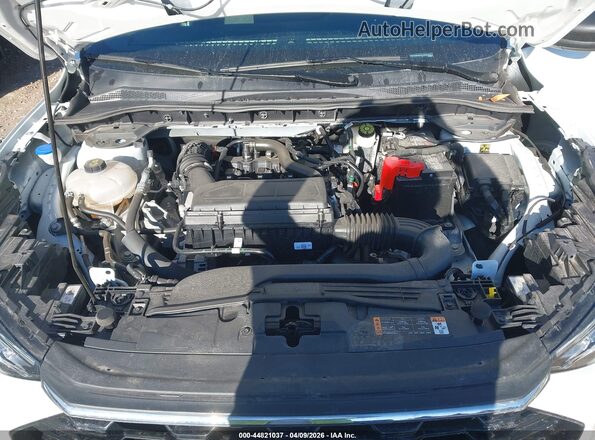 1FMCU9MN0RUB25982 2024 FORD ESCAPE Белый Вид сзади