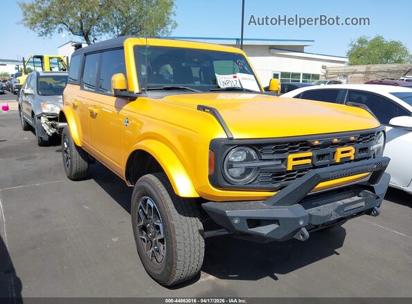 1FMEE5BP8NLB46565 2022 FORD BRONCO Оранжевый Передняя правая четверть