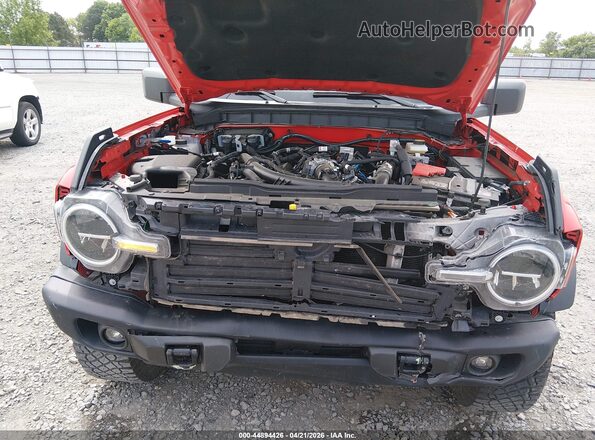 1FMEE5DP0PLB96568 2023 FORD BRONCO Red Widok z tyłu