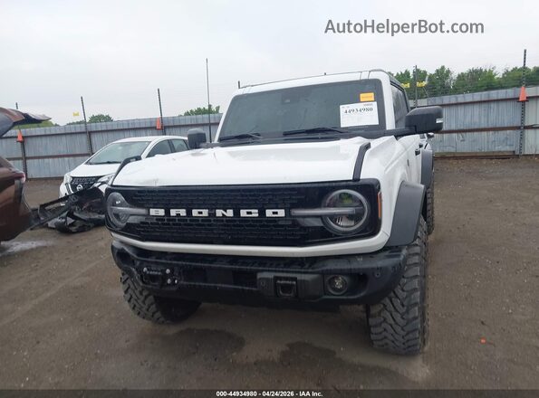 1FMEE5DP1PLB99687 2023 FORD BRONCO White Սարքավորումների վահանակի տեսք