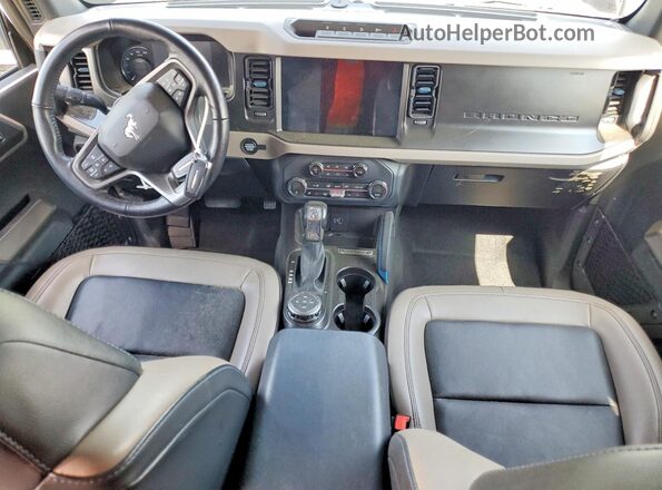 1FMEE5DP3PLB38745 2023 FORD BRONCO Серый Вид панели приборов