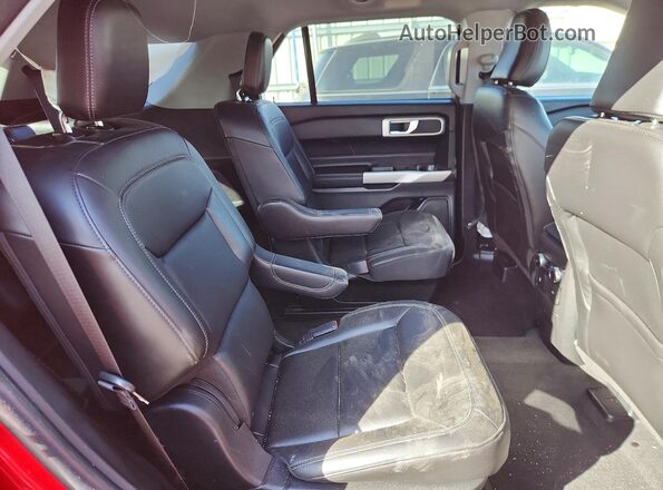 1FMSK8DH2NGC05069 2022 FORD FORD EXPLORER Красный Вид задней части салона