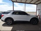 2024 Ford Explorer Xlt White vin: 1FMSK8DH2RGA73324
