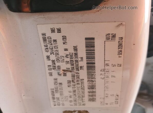 1FT7W2A65JEC09976 2018 FORD F250 Белый Вид подкапотного пространства