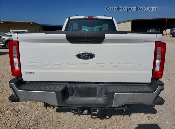 1FT7W2BT2RED03331 2024 FORD F250 White უკანა ხედი