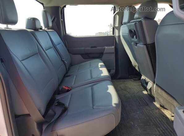 1FT7W2BT2RED03331 2024 FORD F250 White უკანა სავარძლების ხედი