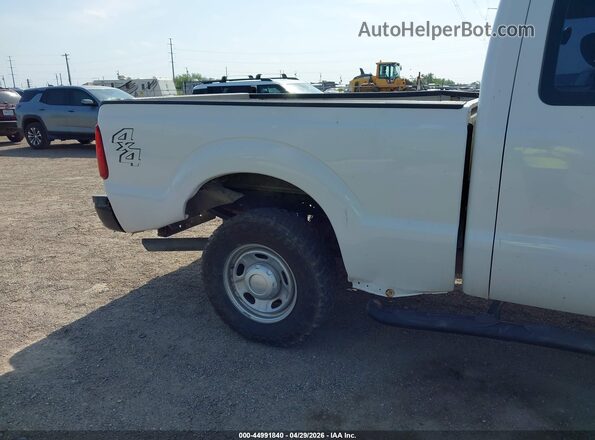 1FT7X2B66GEC87266 2016 FORD F-250 Белый Вид спереди