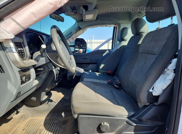 1FTBF2AA6PED39160 2023 FORD F250 Серый Вид салона спереди