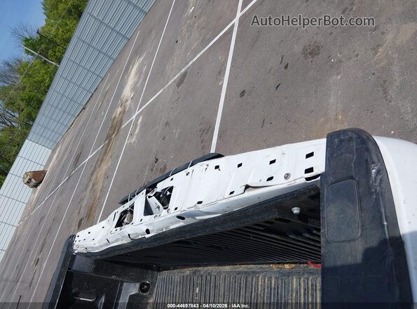 1FTBF2AT0JEC66246 2018 FORD F-250 White 