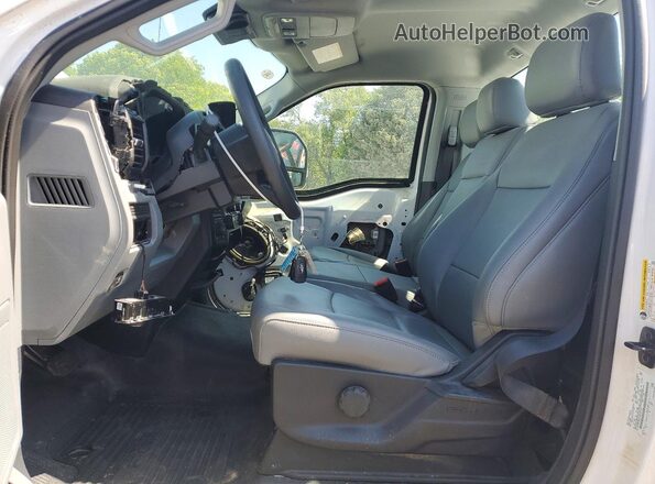 1FTBF2BAXREC61144 2024 FORD F250 White Սալոնի դիմացի տեսք