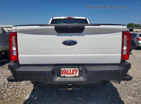 1FTBF2BAXREC61144 2024 FORD F250 White Հետևի տեսք