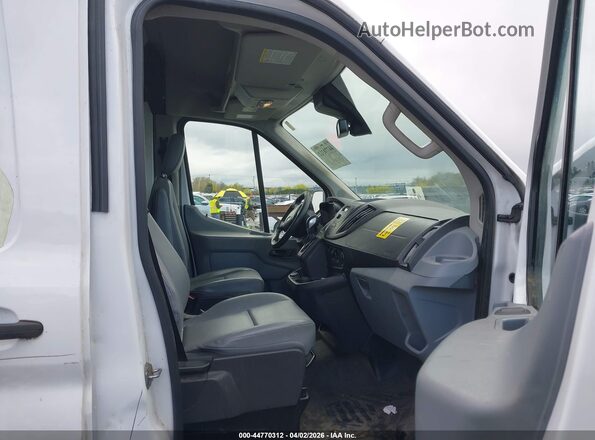 1FTBW2CMXHKA82238 2017 FORD TRANSIT-350 Белый Вид салона спереди