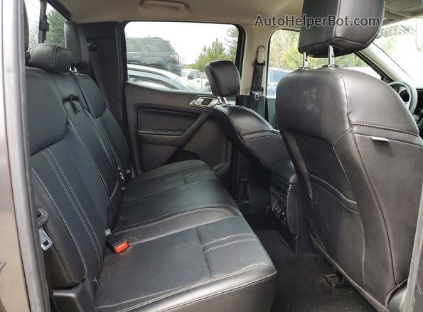 1FTER4FH2LLA09527 2020 FORD RANG Charcoal Widok tylnych siedzeń