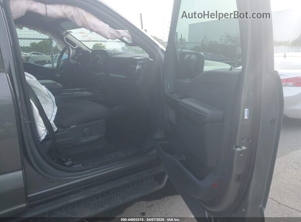 1FTEW2LP2SKD49919 2025 FORD F150 Gray Vista interior delantera